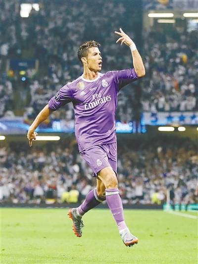 他在比赛中 他在比赛中