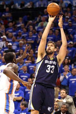 伤病困扰下 伤病困扰下